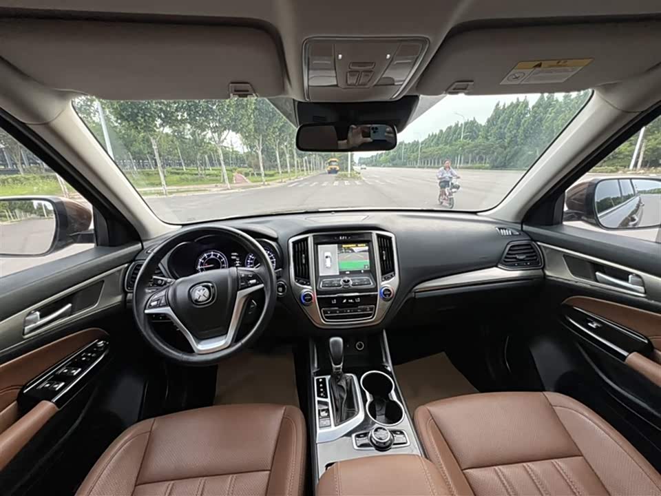 Changan CS95