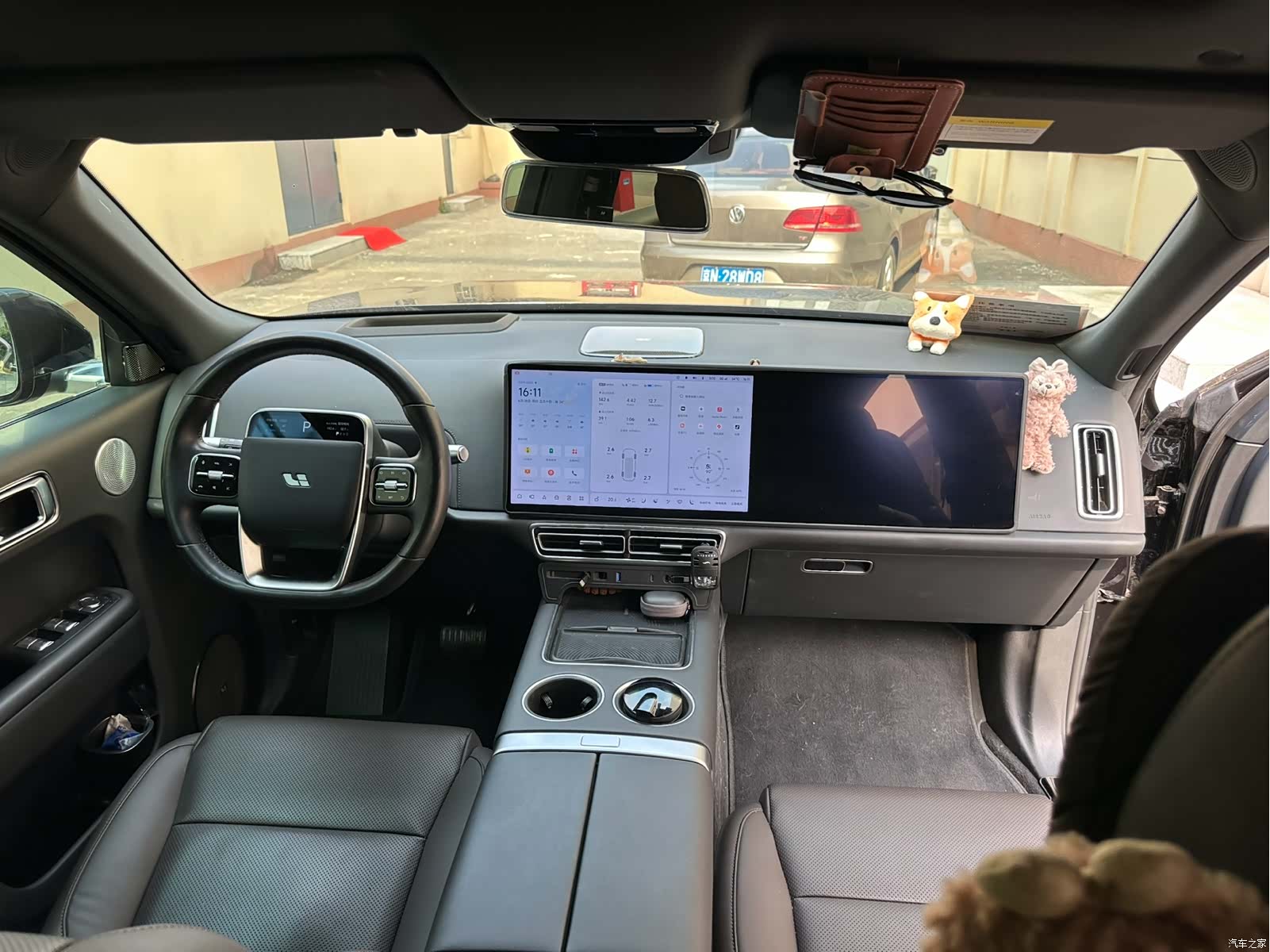 Li Auto L8, 2023 все фото