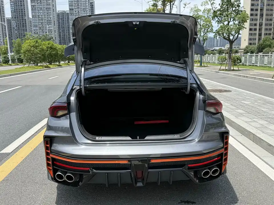 Trumpchi Shadow Leopard