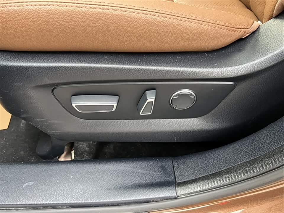 Changan CS95