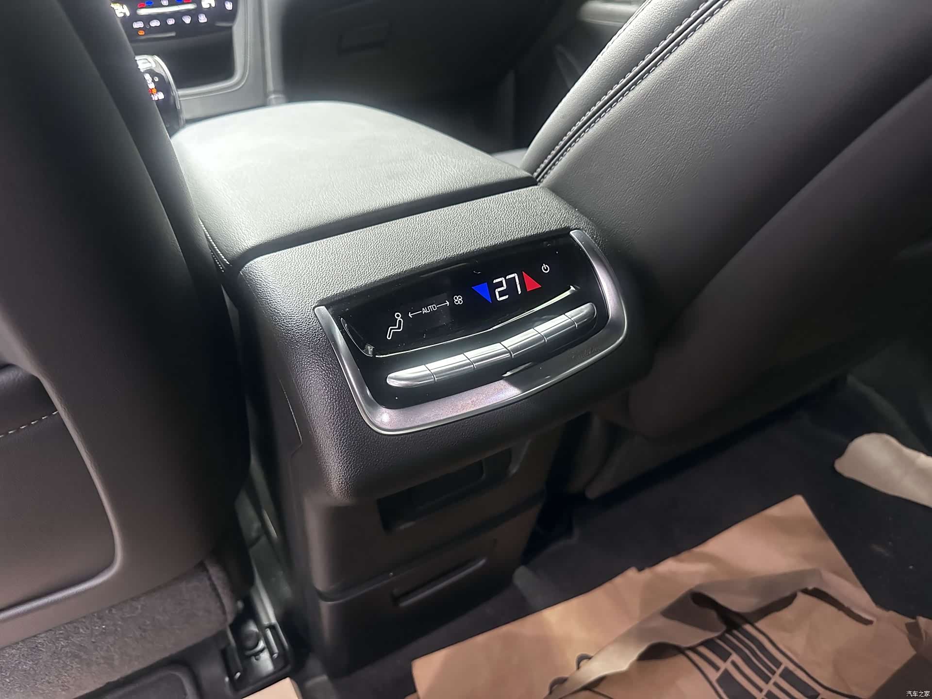 Cadillac XT6, 2023 22