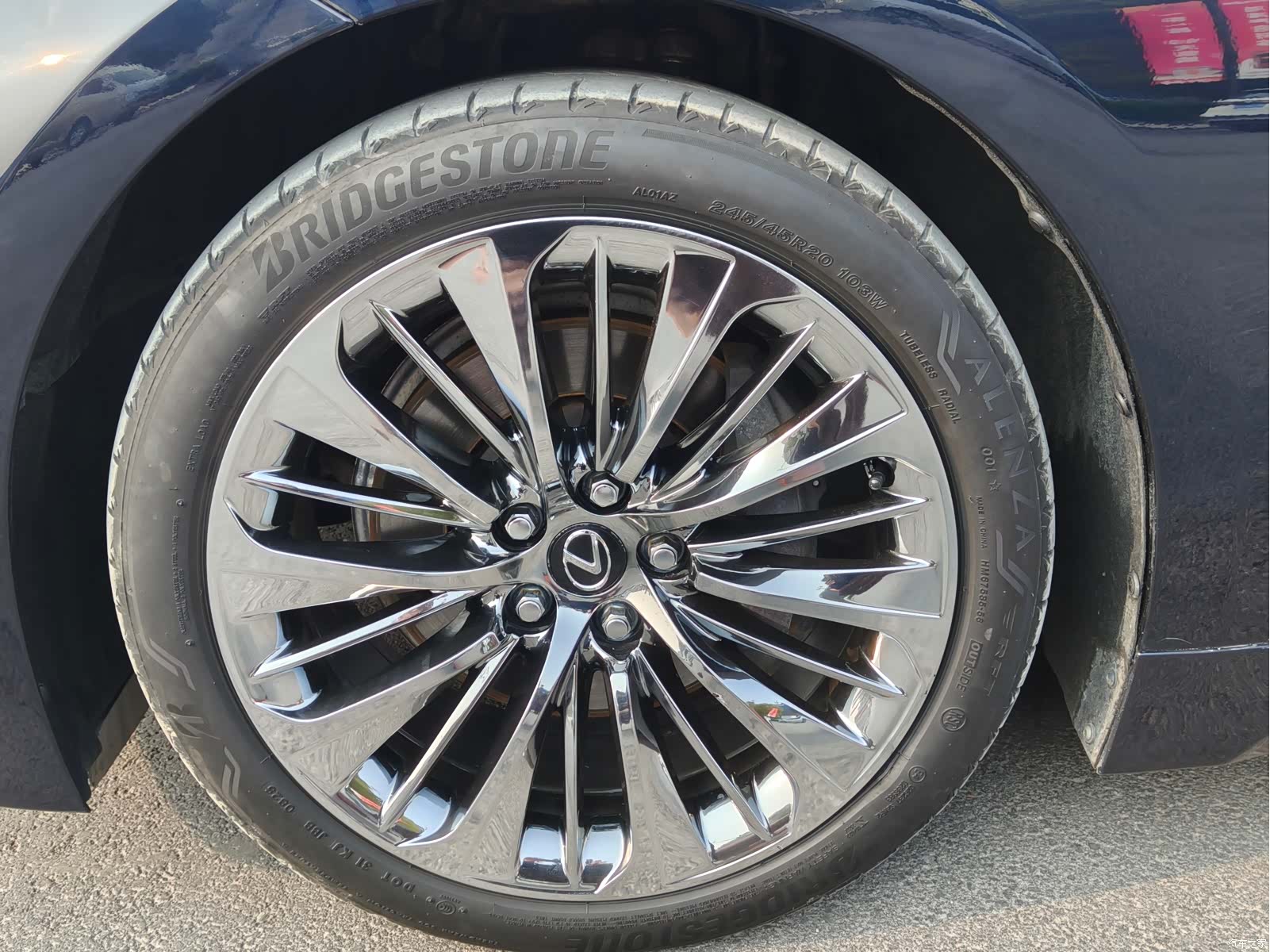Lexus LS, 2021 11