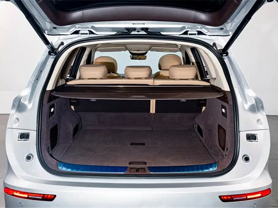 AITO Ask the world M7