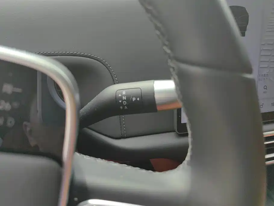 Li Auto Ideal L6
