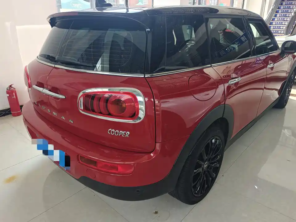 MINI CLUBMAN