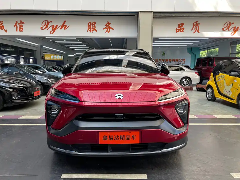NIO ES6