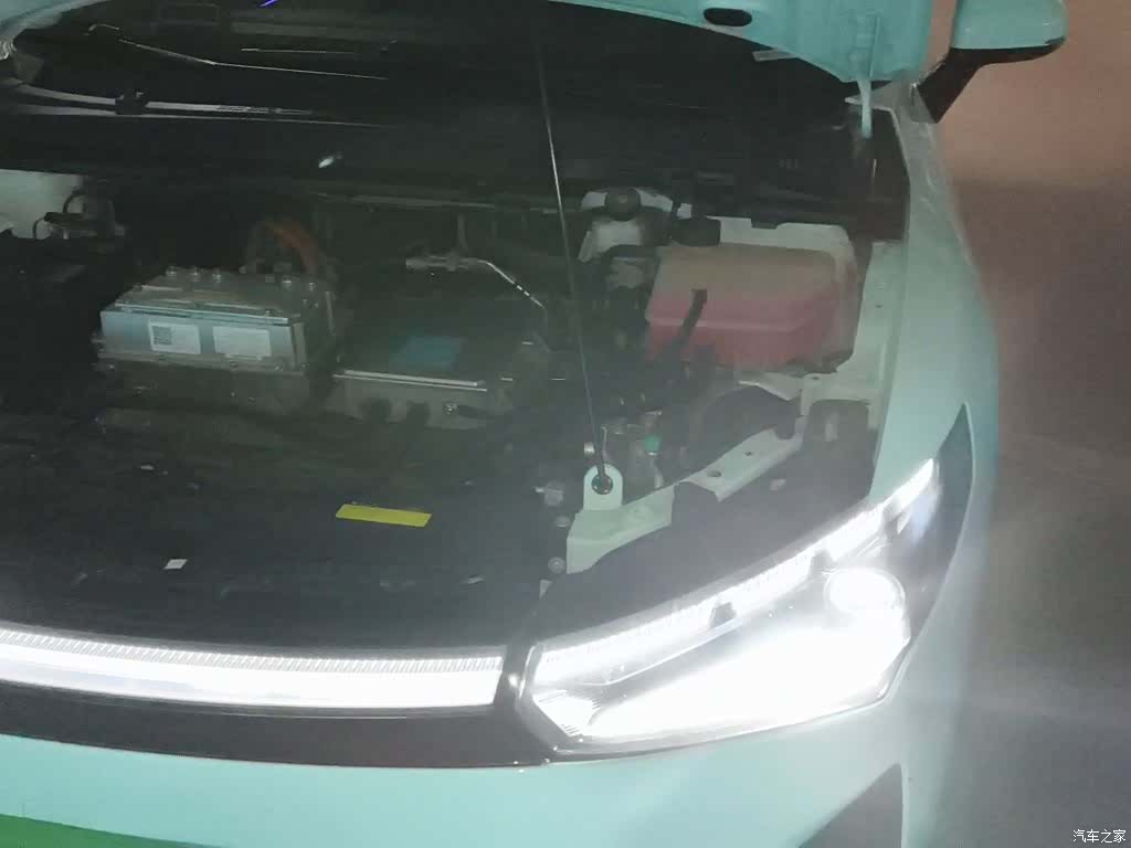 Xpeng P5, 2022 22