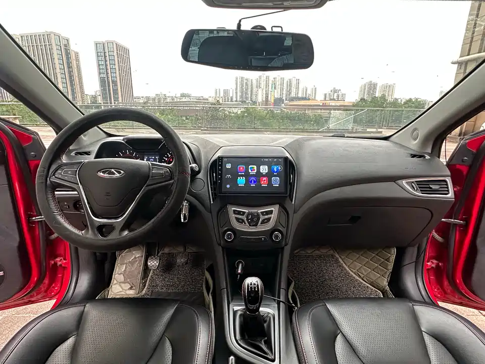 Chery Arrizo 5