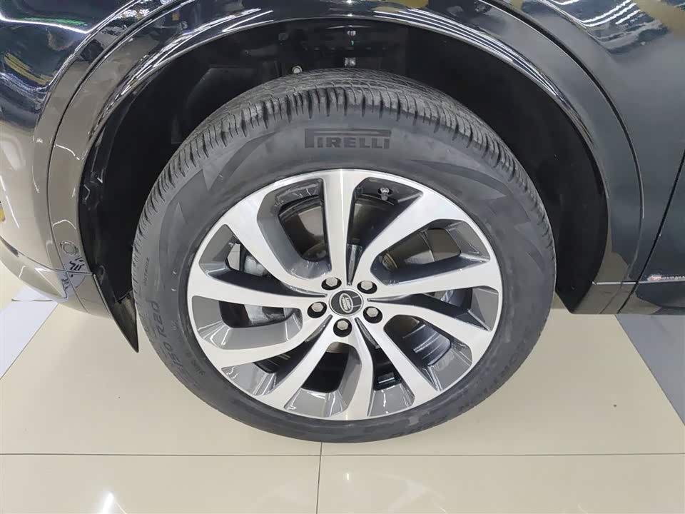 Land Rover Discover sports