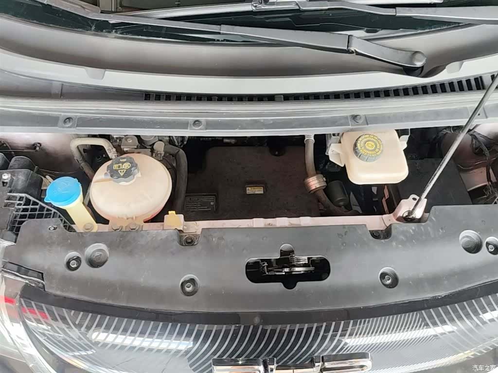 BYD Dolphin, 2022 20