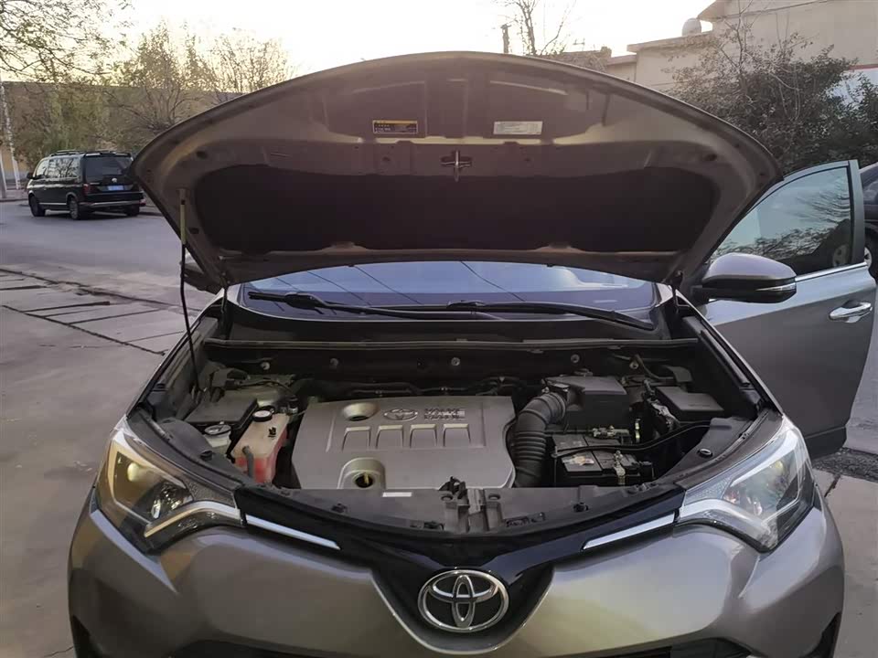 Toyota RAV4 Rongfang