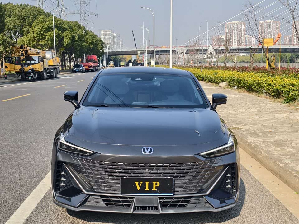 Changan UNI-V