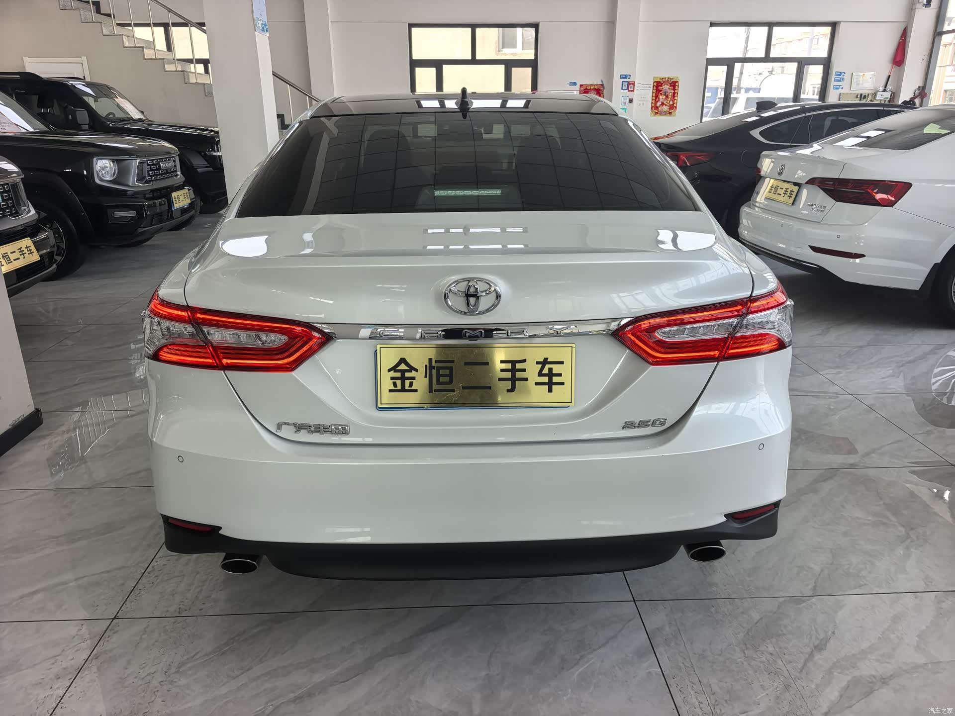 Toyota Camry, 2022 4