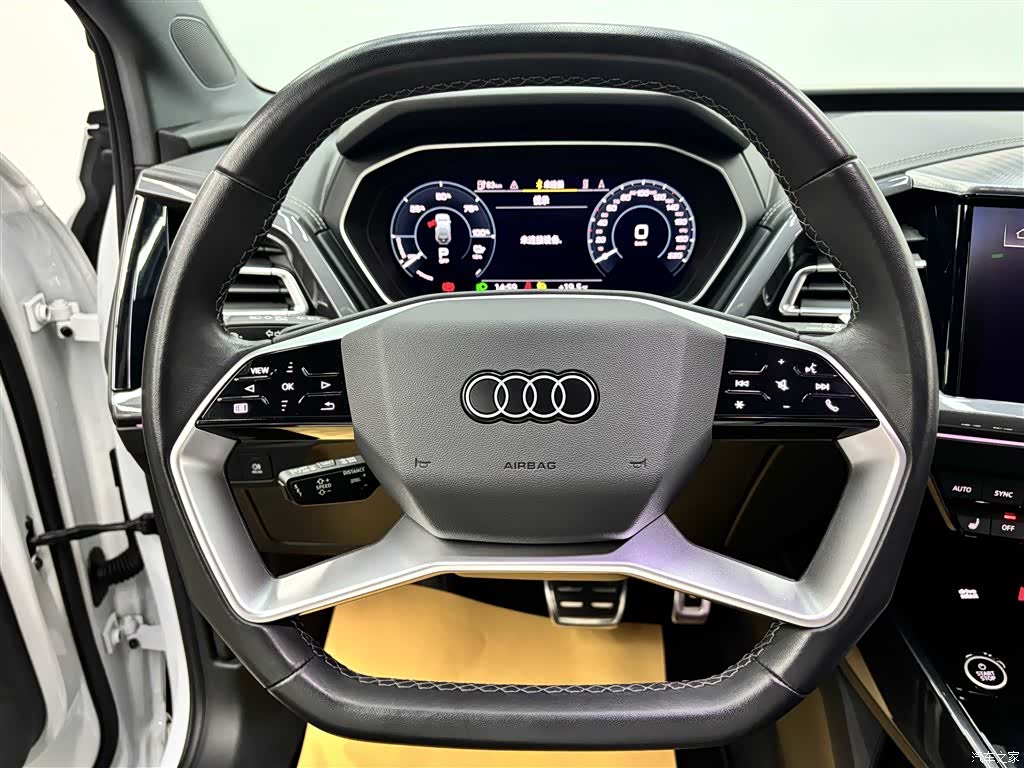 Audi Q4 e-tron, 2024 9
