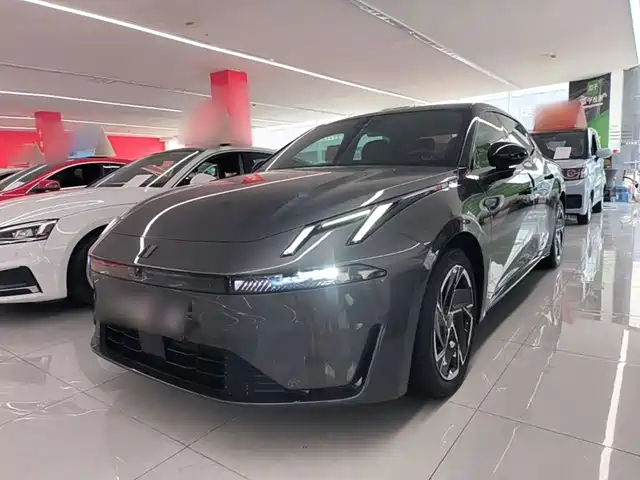 Lynk & Co 07 EM-P 2025 — купить из Китая под заказ