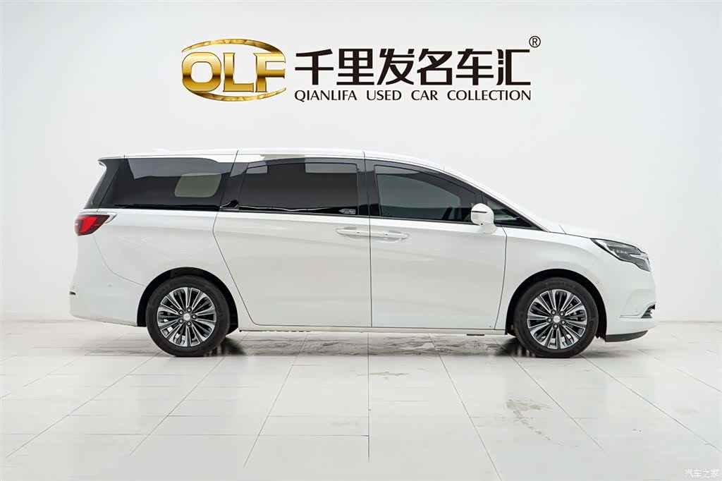 Buick GL8, 2022 8