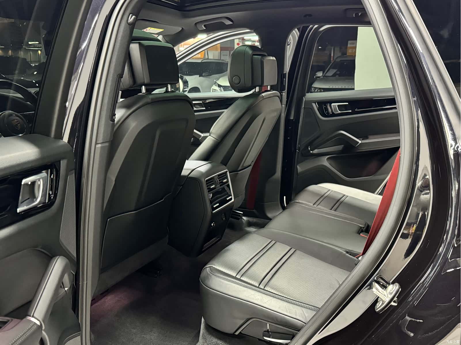 Porsche Cayenne, 2018 8