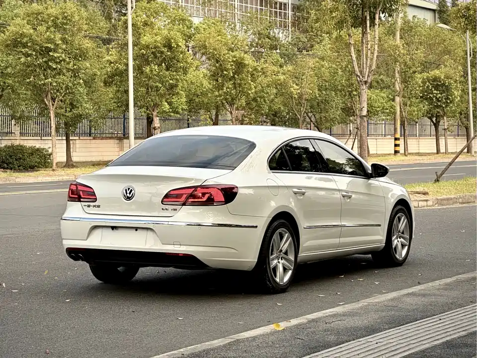 Volkswagen CC