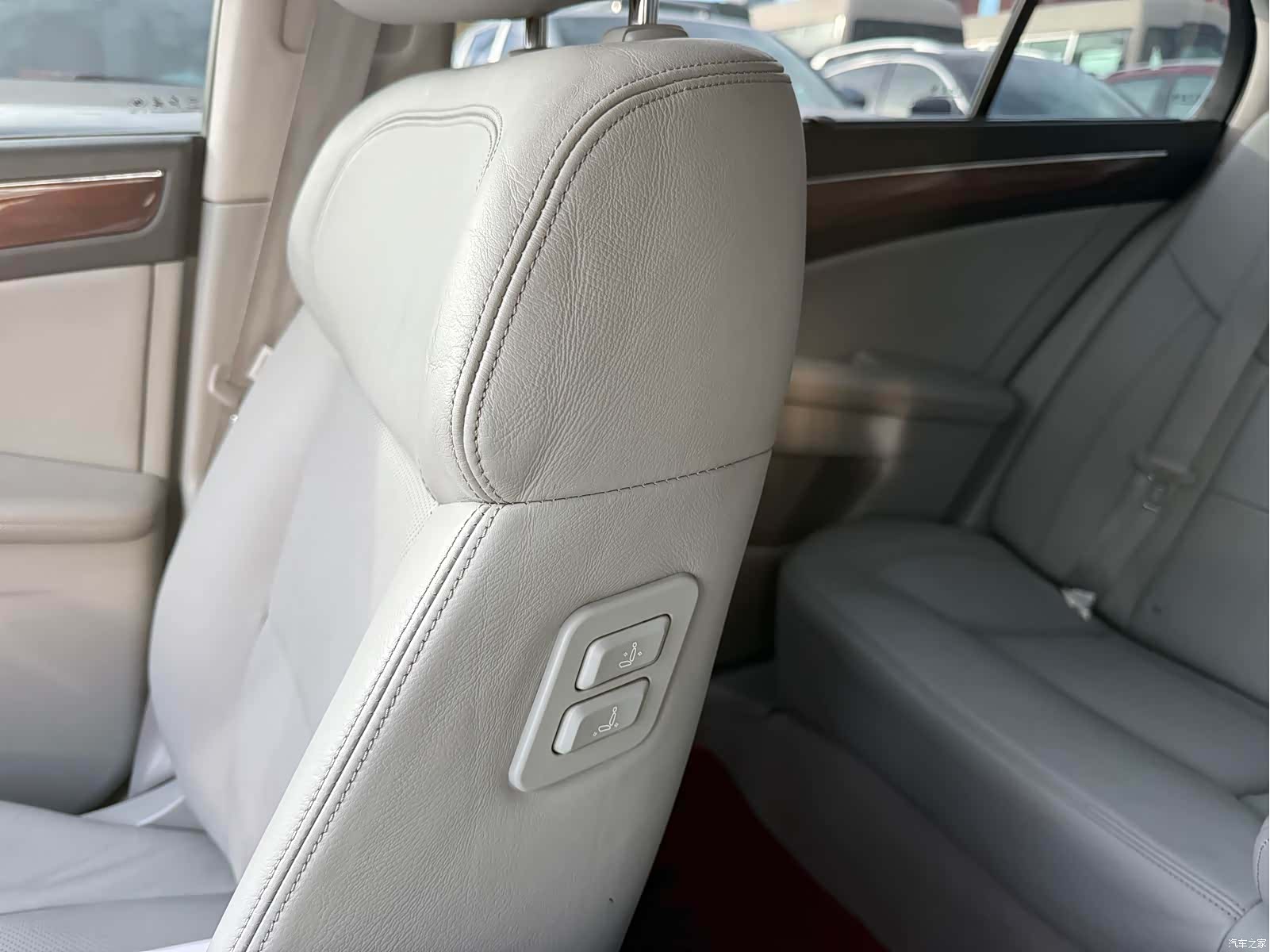 Hongqi H7, 2017 18