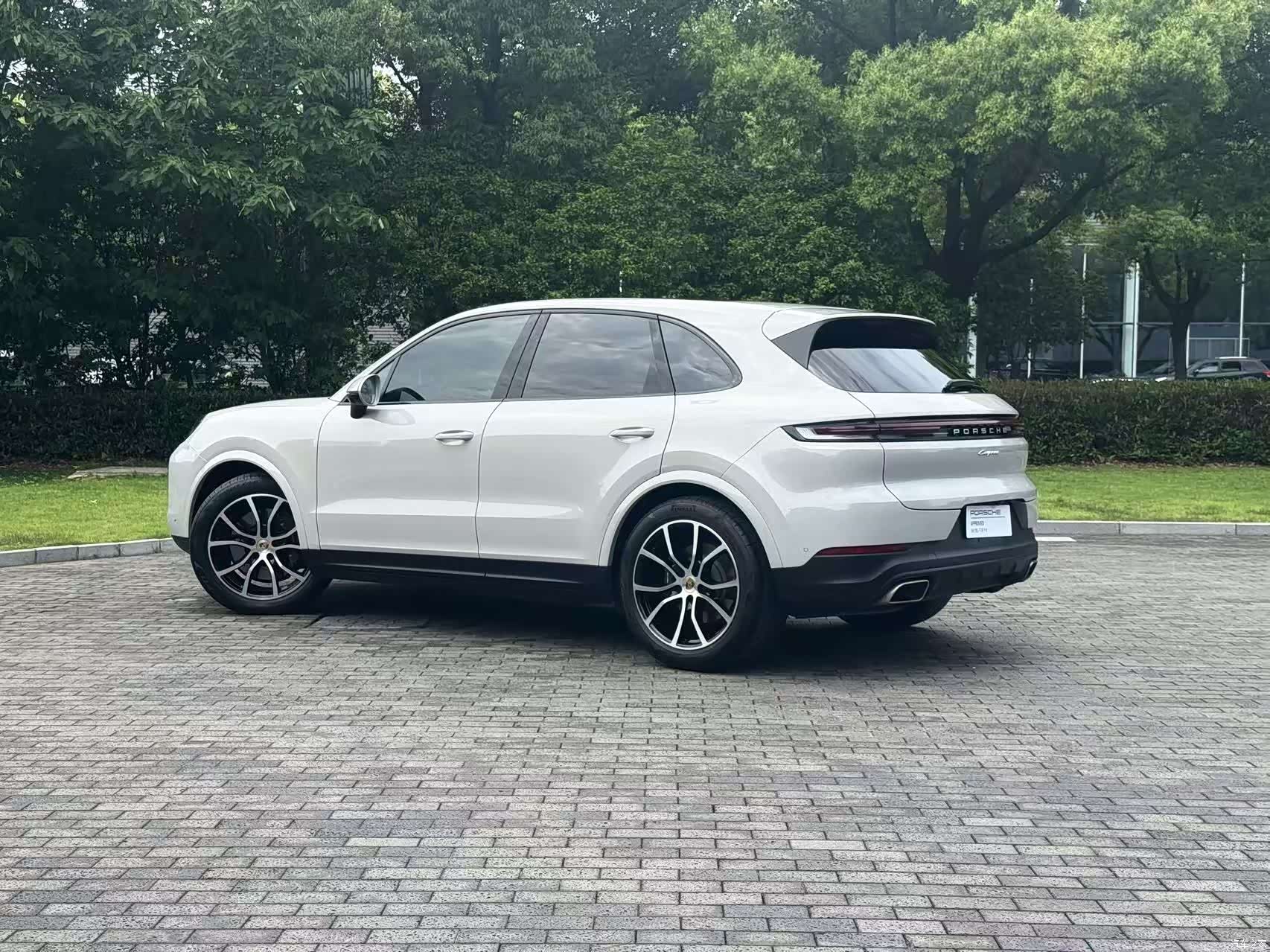 Porsche Cayenne, 2024 15