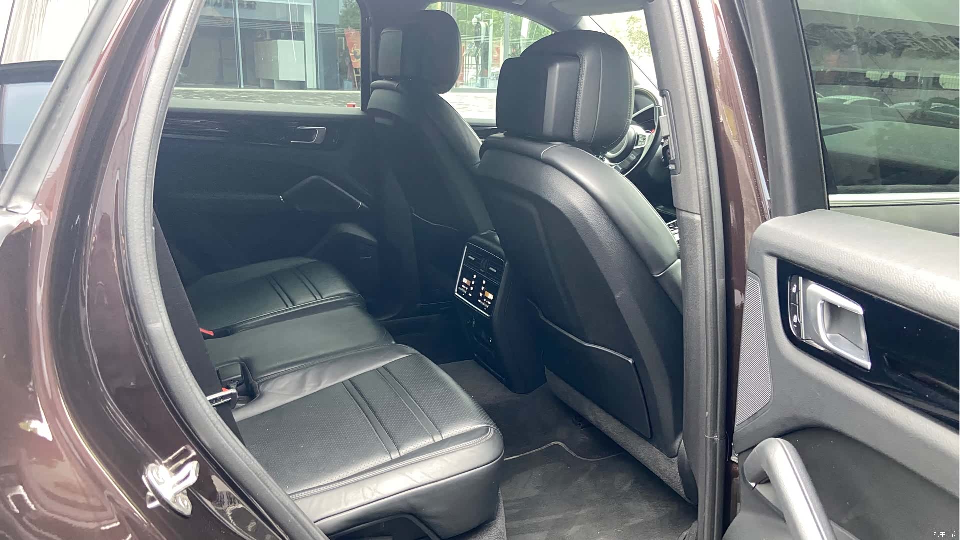 Porsche Cayenne, 2022 12