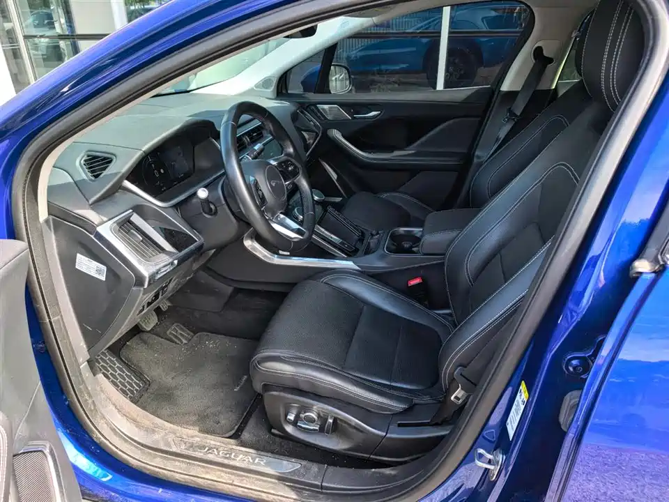 Jaguar I-PACE