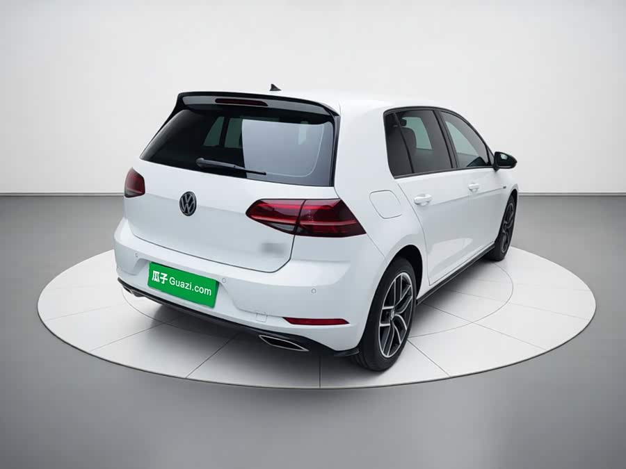 Volkswagen Golf 2018, фото 4