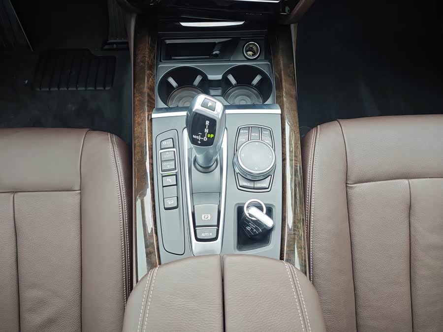 BMW X5 2017, фото 17