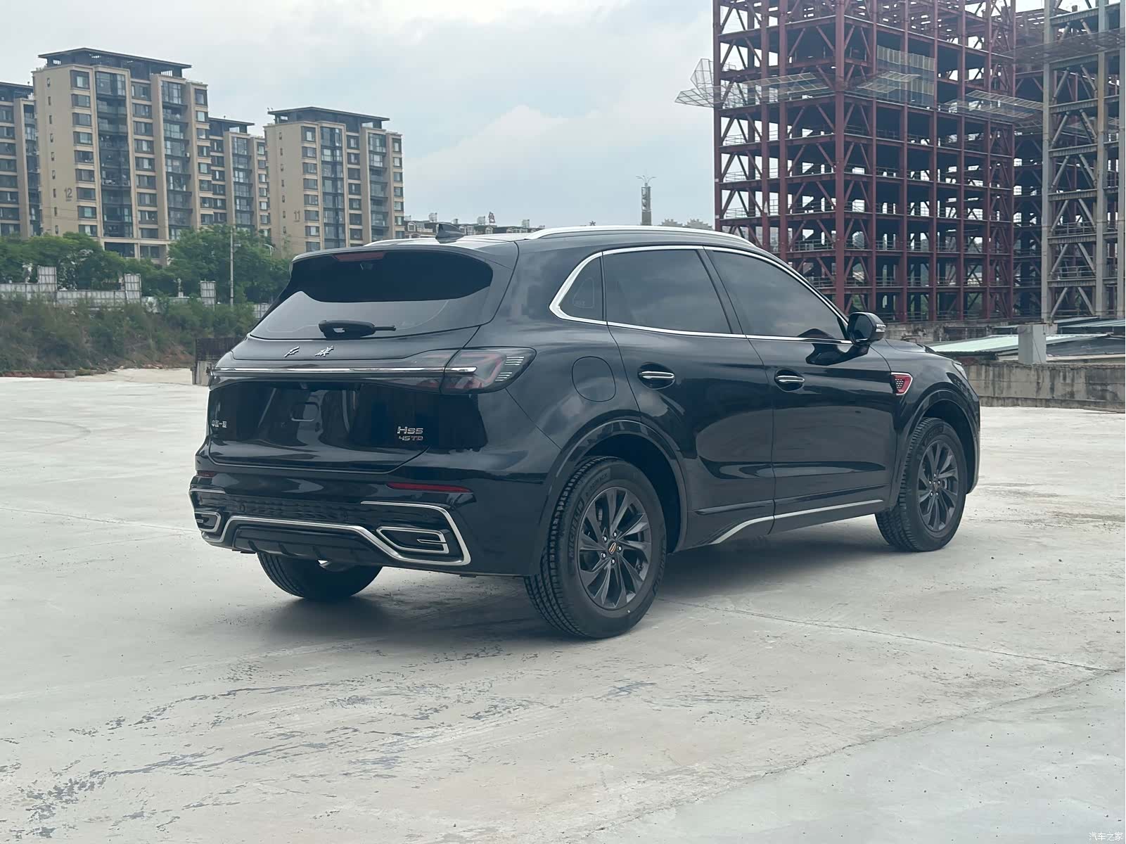 Hongqi HS5, 2023 13