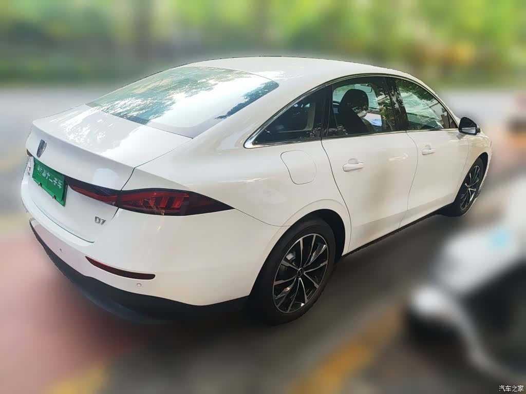 Roewe D7, 2026 все фото