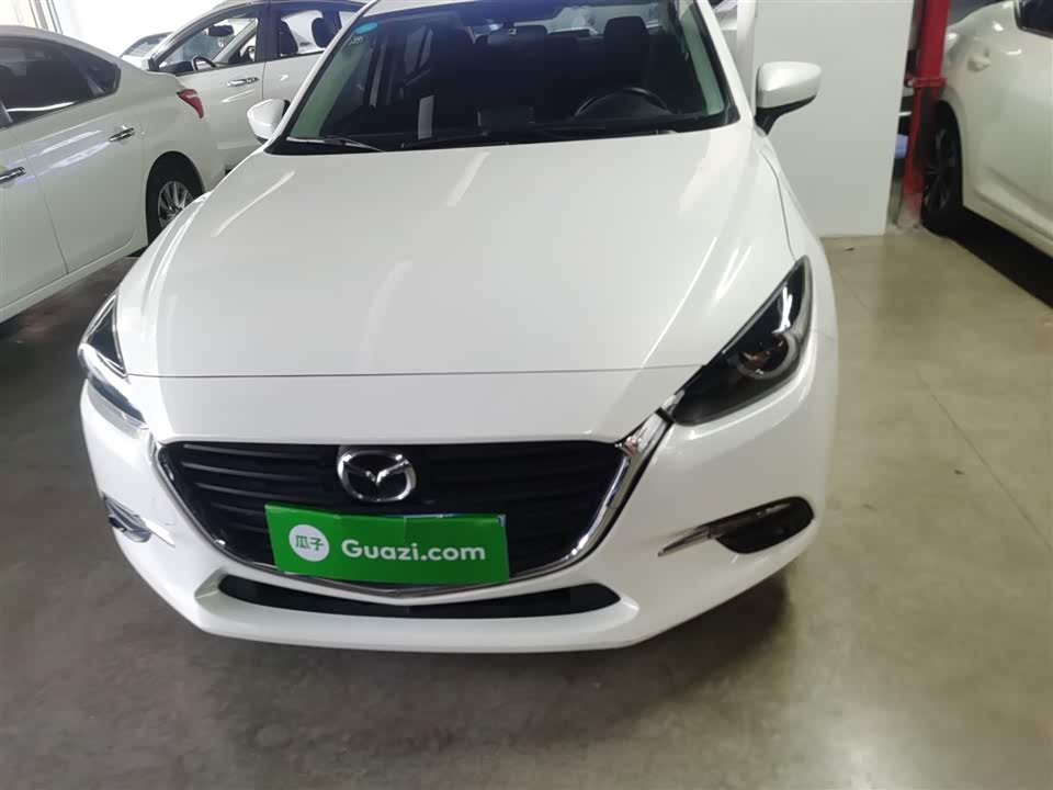 Mazda 3 Angkesaila