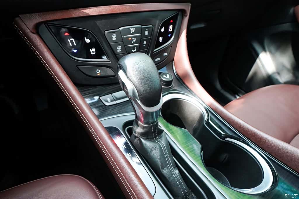 Buick Envision Plus, 2022 12