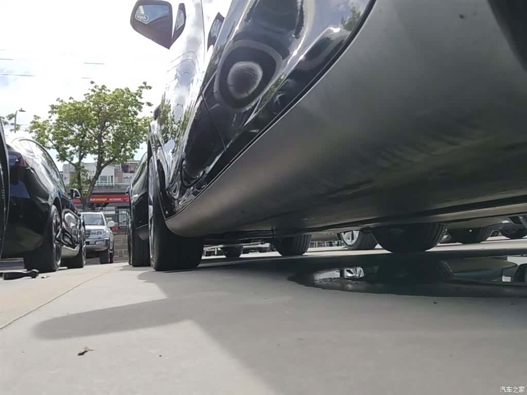 Tesla Model Y, 2023 22