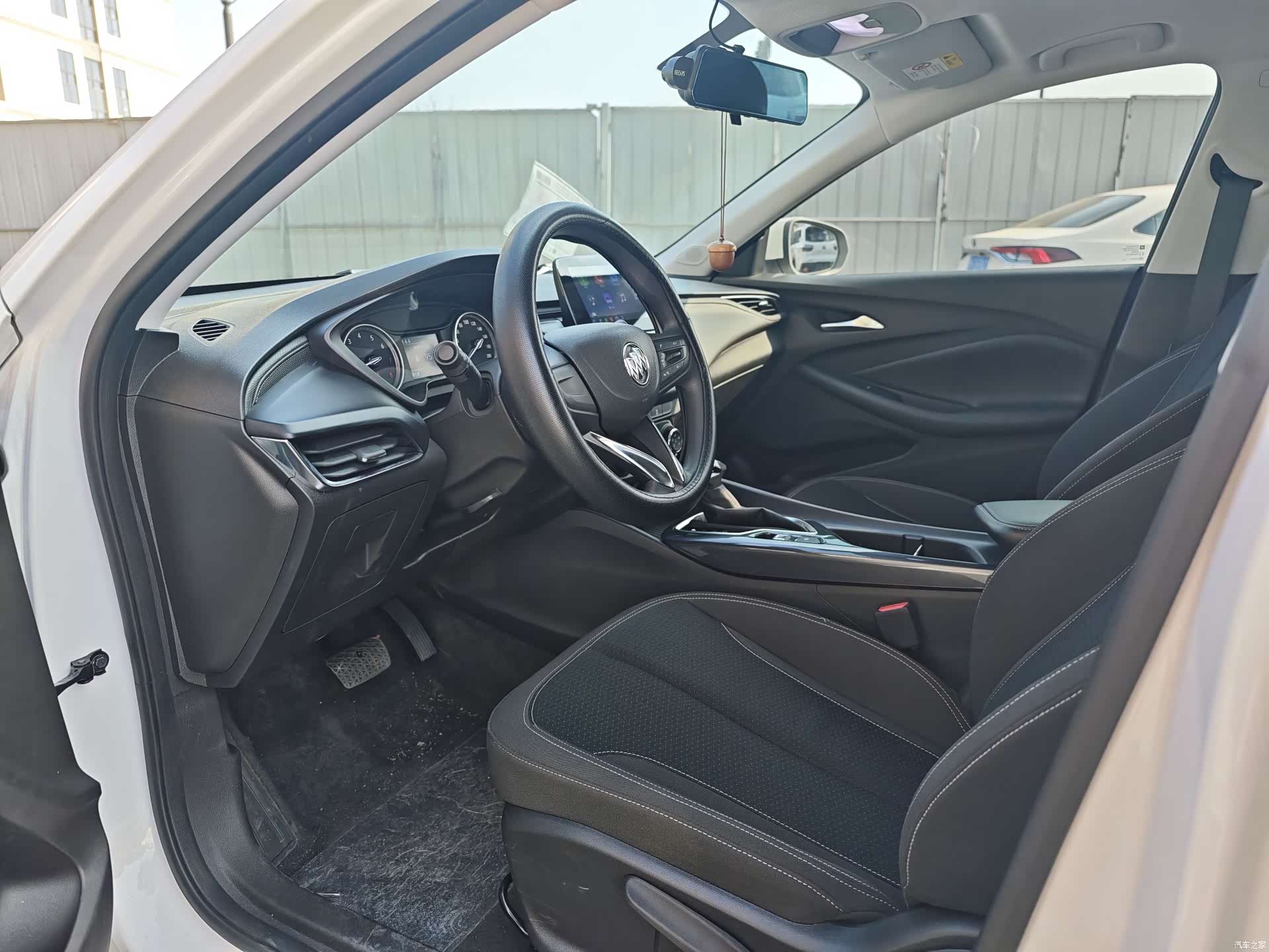 Buick Verano, 2023 7