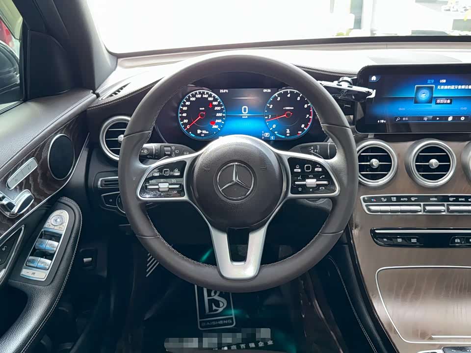 Mercedes-Benz GLC Mercedes-Benz GLC