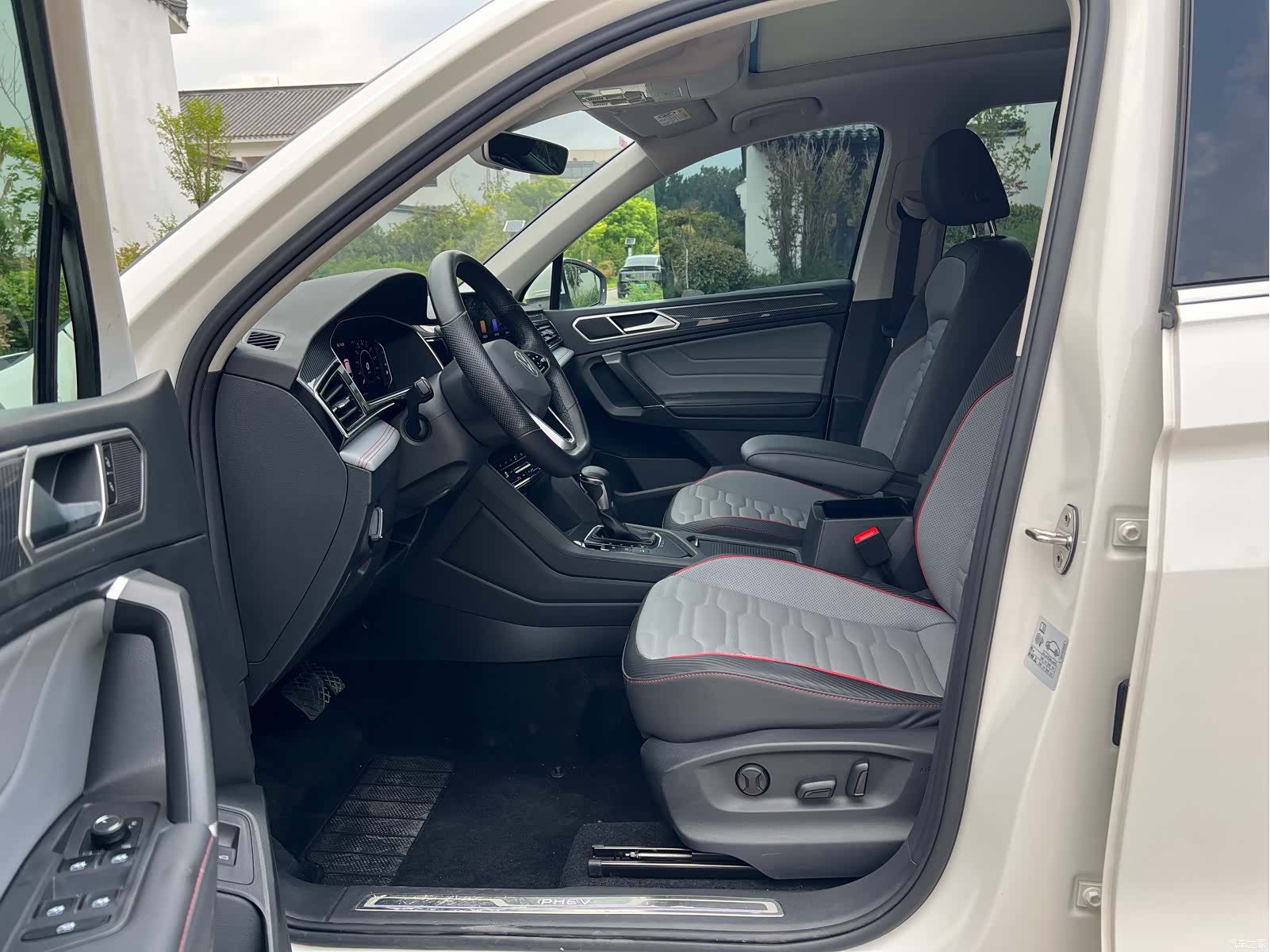 Volkswagen Tiguan L, 2022 все фото