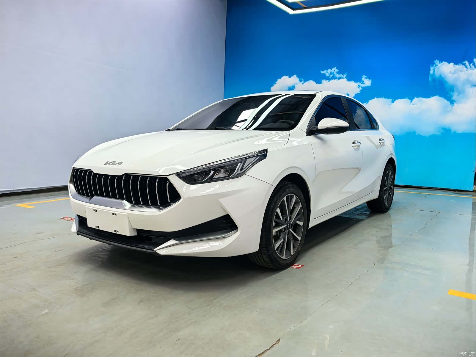 Kia K3, 2022 3