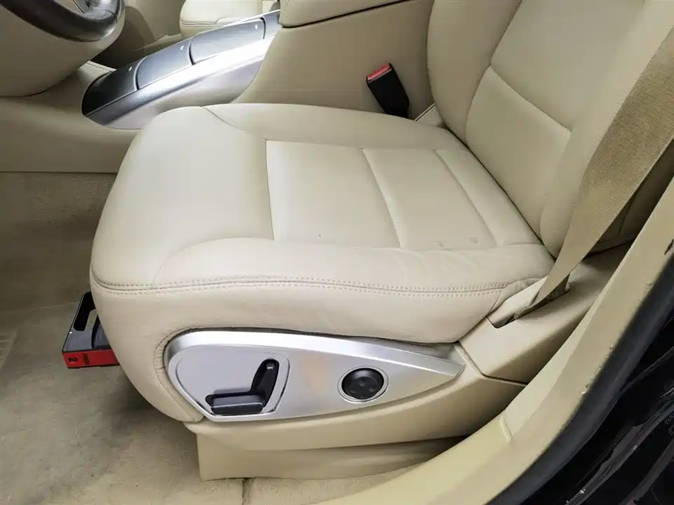 Mercedes-Benz R-class