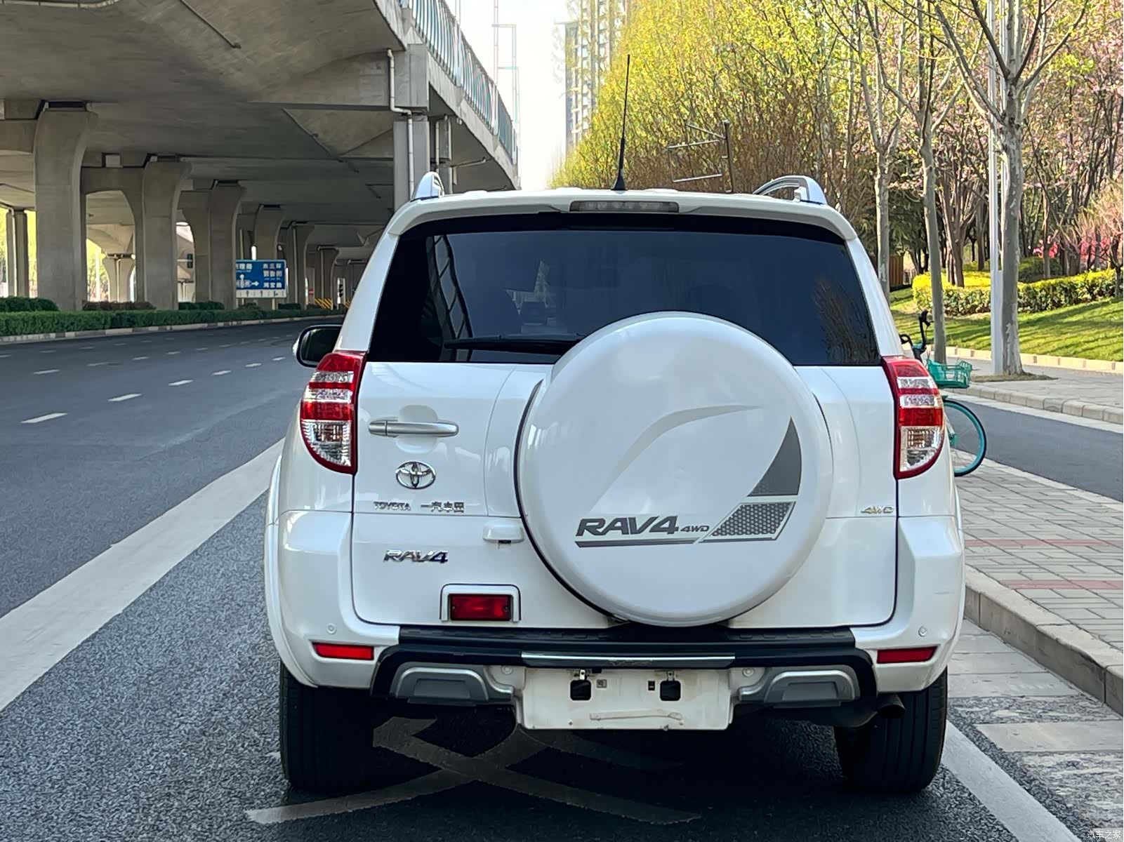 Toyota RAV4, 2012 все фото