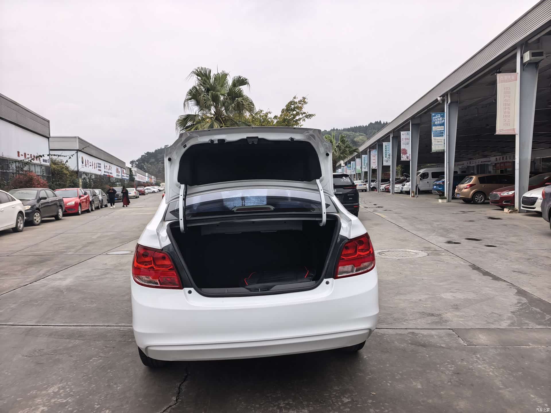 Chevrolet 3, 2015 8