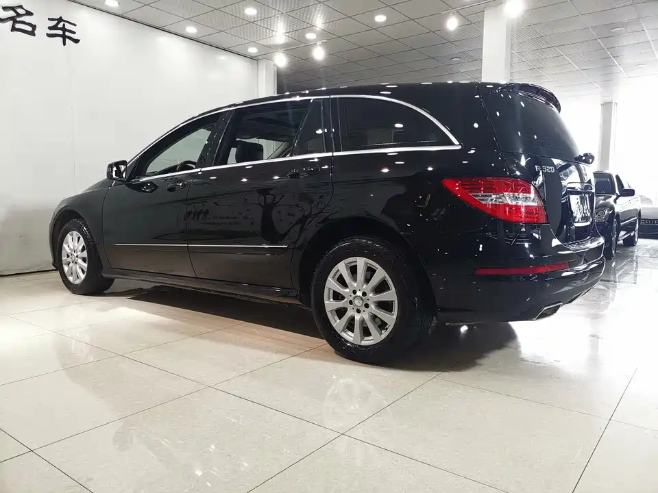 Mercedes-Benz R-class