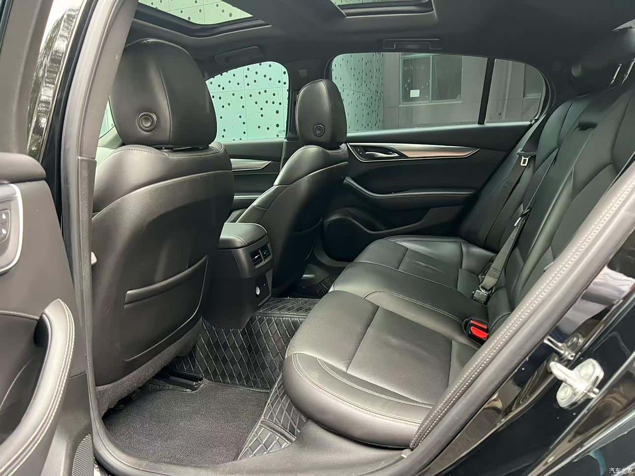 Cadillac CT5, 2022 13