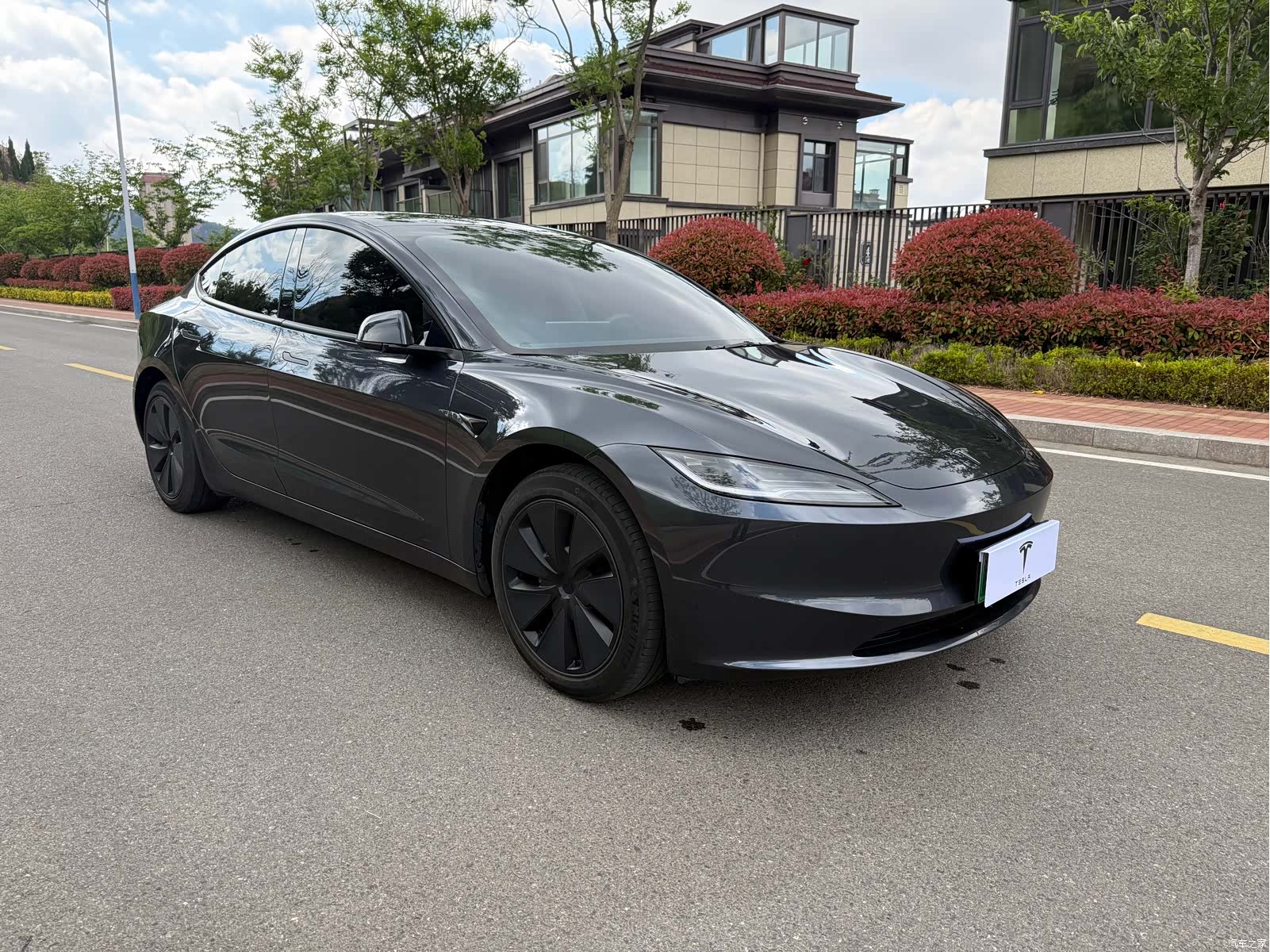 Tesla Model 3, 2024 3