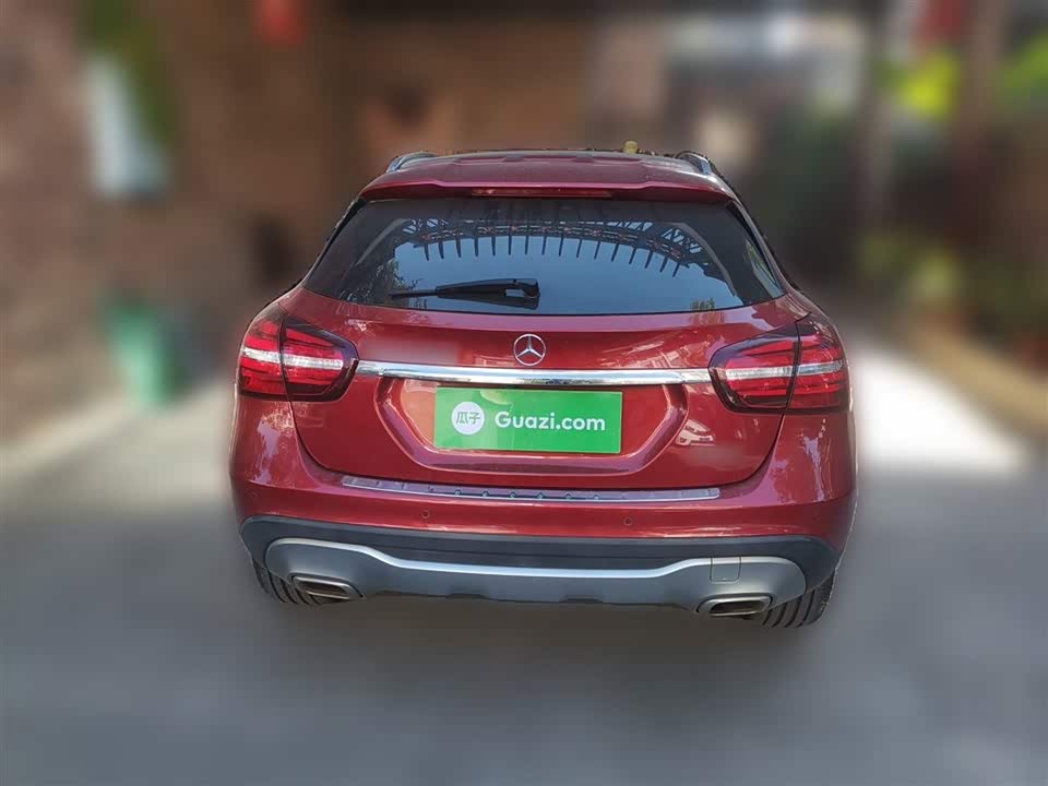 Mercedes-Benz GLA