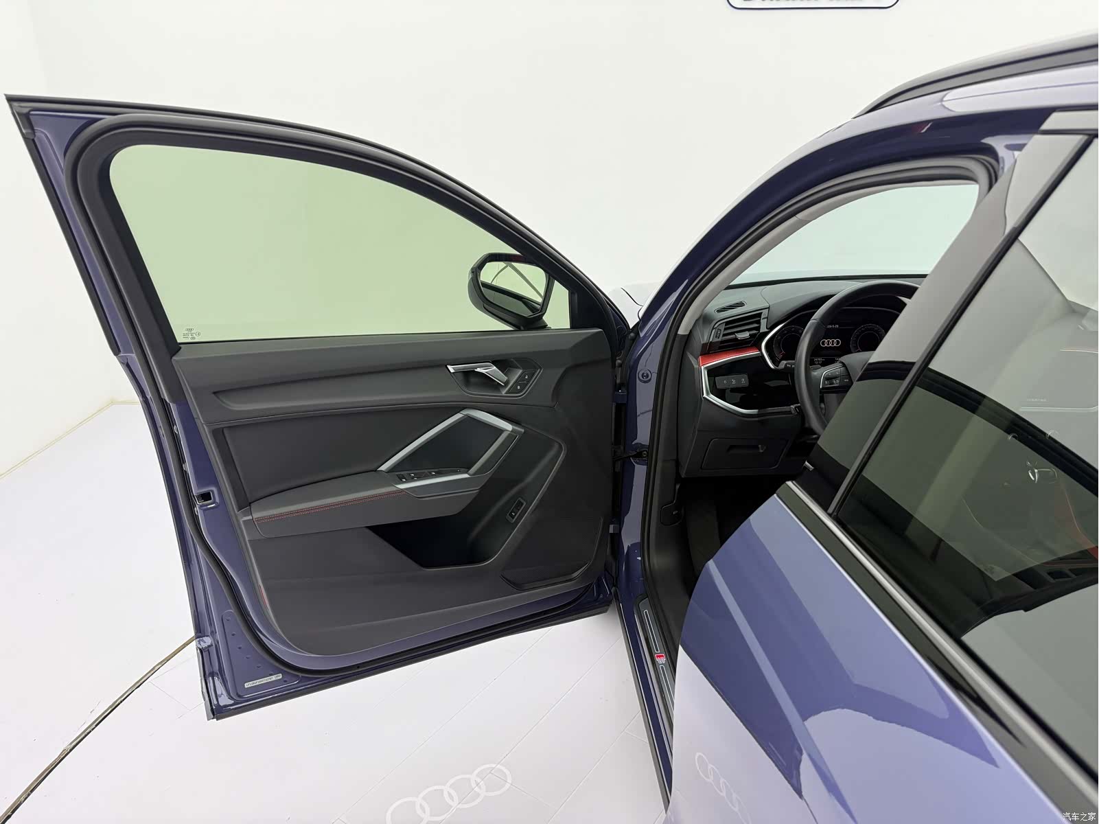 Audi Q3, 2022 23