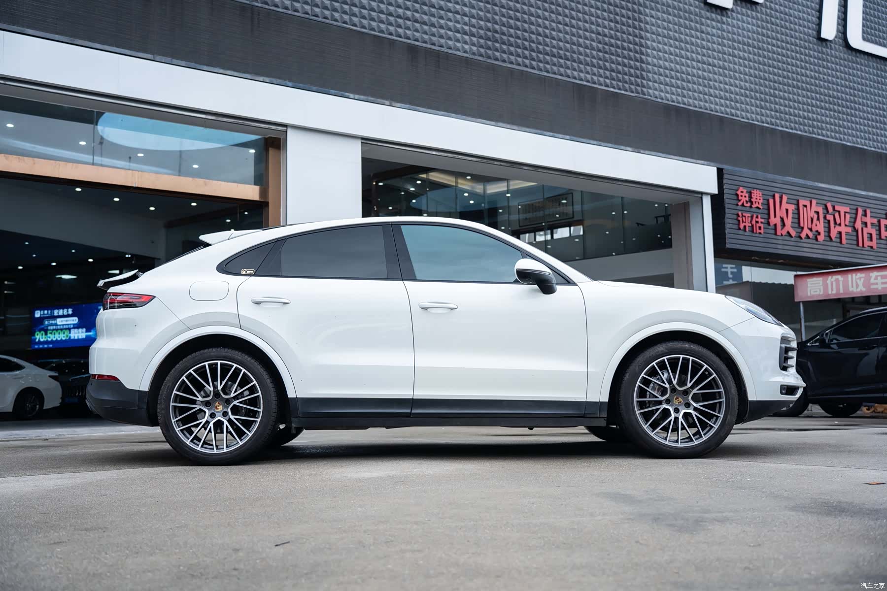 Porsche Cayenne, 2020 3