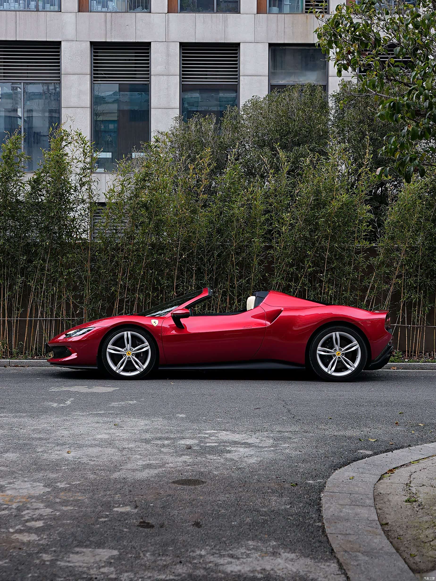 Ferrari 296, 2024 все фото