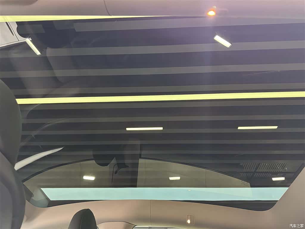 Tesla Model Y, 2025 23