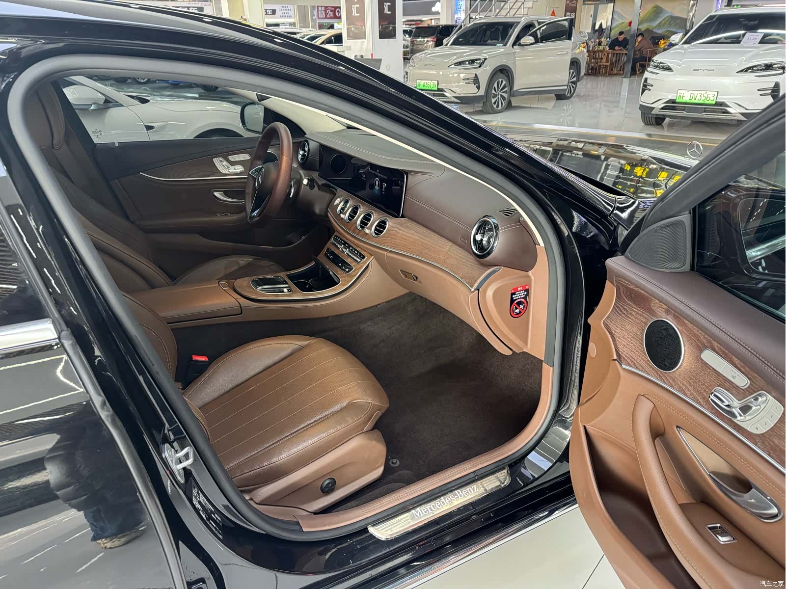 Mercedes-Benz E-Class, 2021 14