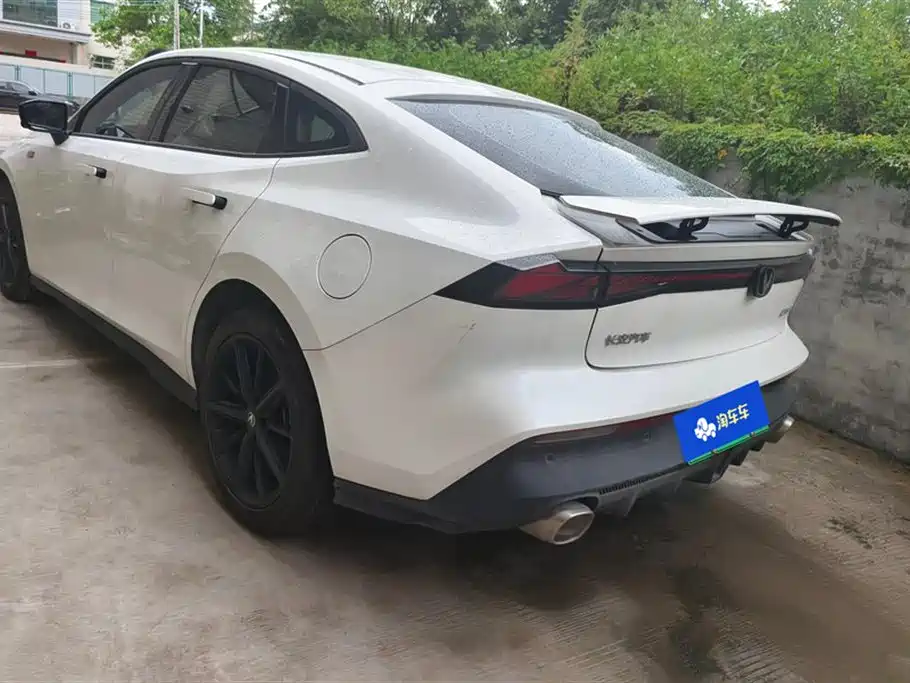 Changan UNI-V Smart iDD